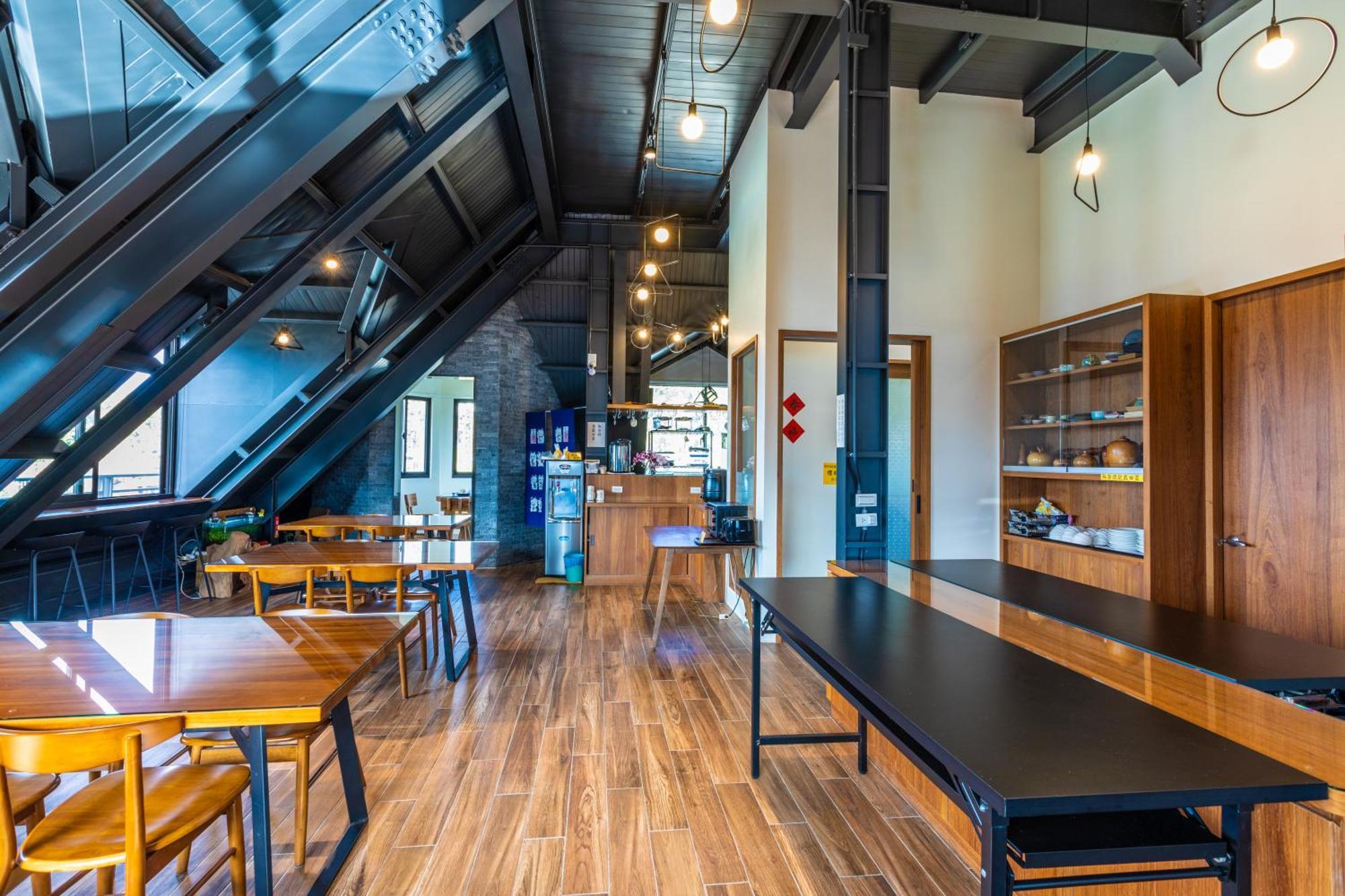 Meishan Gaodiyuan Tea B&B 高帝園茶業民宿 מראה חיצוני תמונה